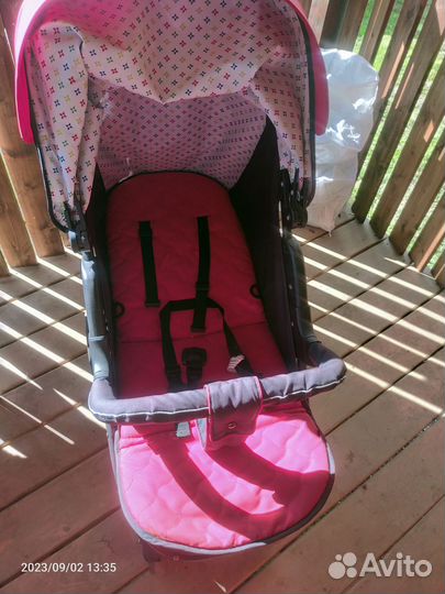 Прогулочная коляска