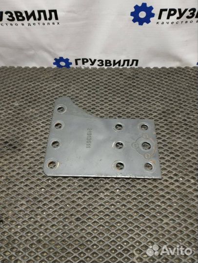 Кронштейн (крепление) Volvo FH4 21913511