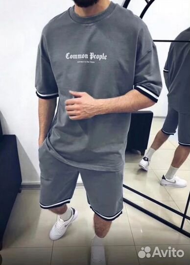 Спортивный костюм