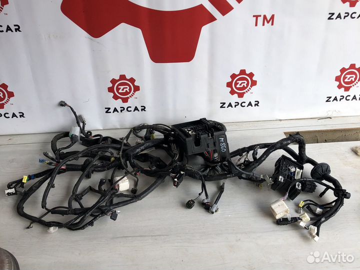 Lexus LX570 Проводка моторного отсека