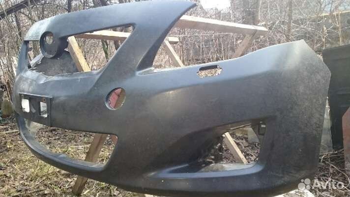 Бампер Toyota avensis т220 передний