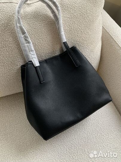 Сумка guess vikky оригинал новая с бирками