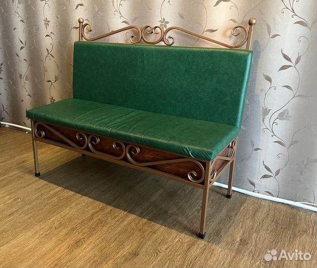 Кухонный кованый диван.Новый