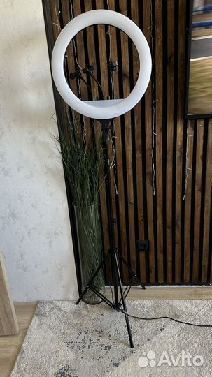 Лампа светодиодная