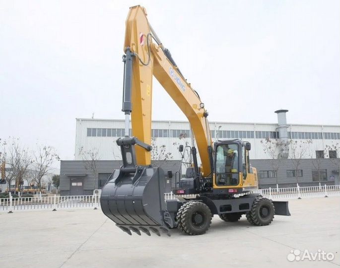 Колёсный экскаватор XCMG XE210WD, 2023