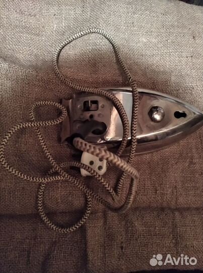 Утюг прошлого века