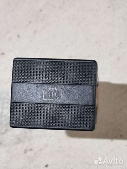 Кнопка обогрева стекла Фольксваген Гольф 3