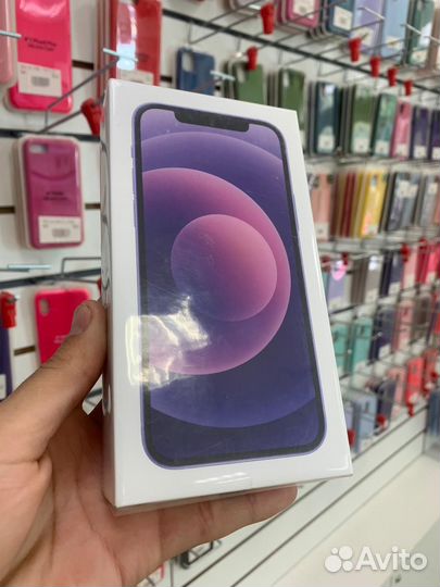 iPhone 12, 64 ГБ