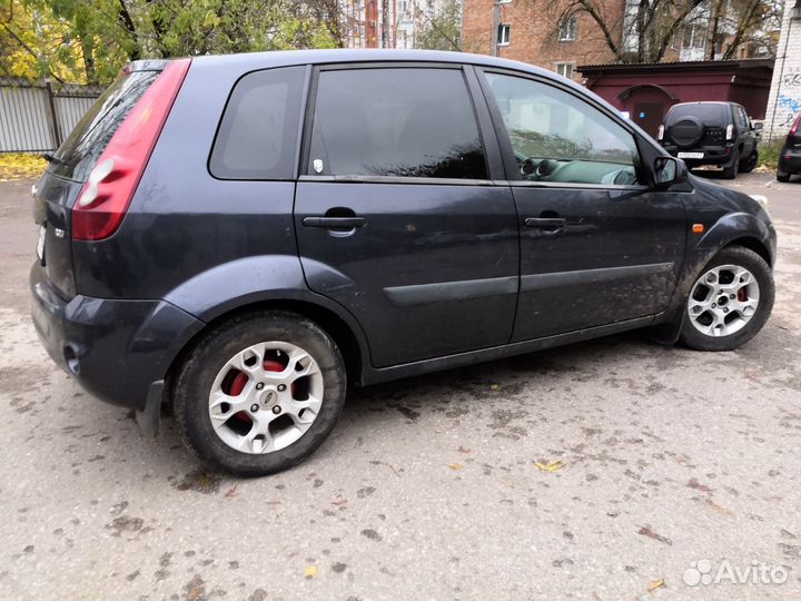 Ford Fiesta 1.6 МТ, 2006, 100 000 км