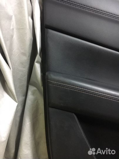 Внутренняя обшивка передней левой двери Mazda CX-5