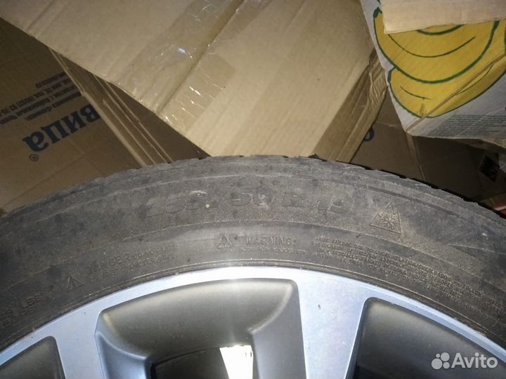 R19 Michelin MXE Green 255/50, PCD 5x120 DIA 74.1