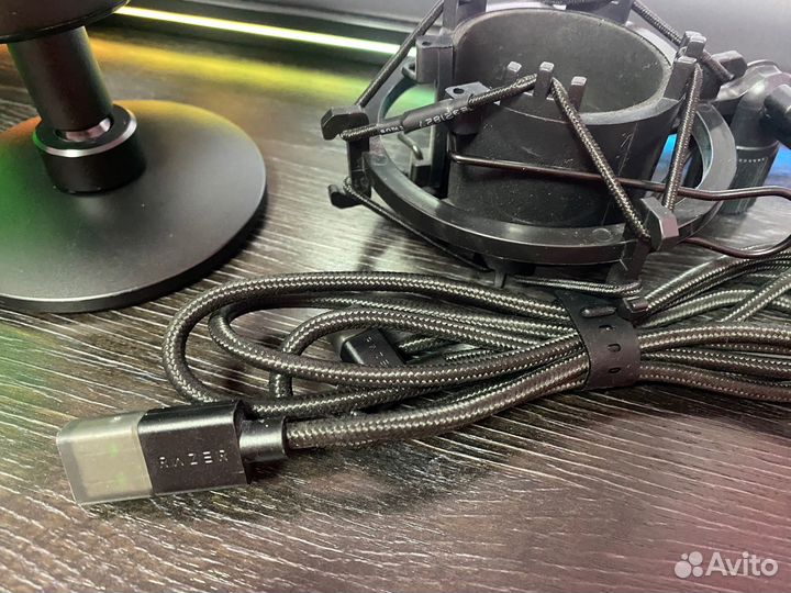 Микрофон razer seiren x