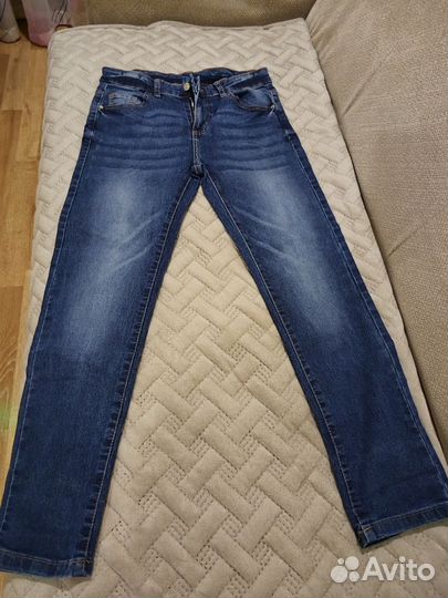Джинсы новые р. 146