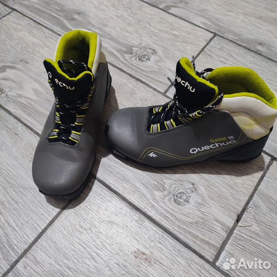 Лыжные ботинки