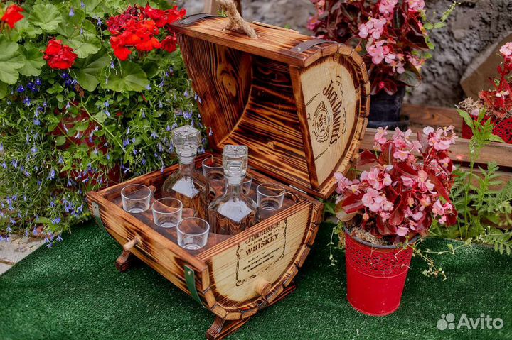 Мини-бар Бочка из дерева ручной работы