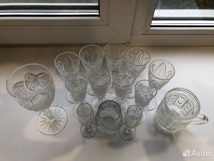 Набор хрустальных бокалов