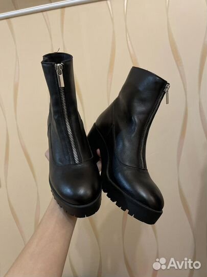 Ботинки stradivarius 36