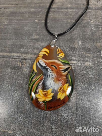 Кулон перламутровый 