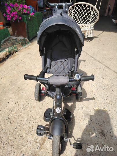 Трехколесный велосипед