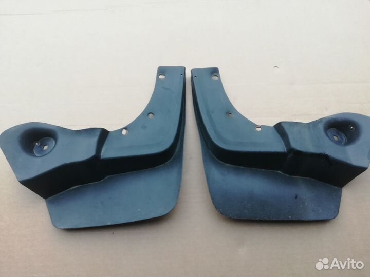 Брызговики на renault