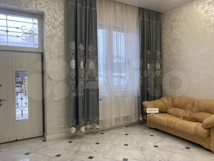 Дом 100 м² на участке 5 сот.