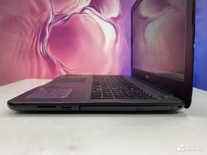 Dell FullHD/FX-9800P/8GB DDR4/240GB+500GB/AMD R8