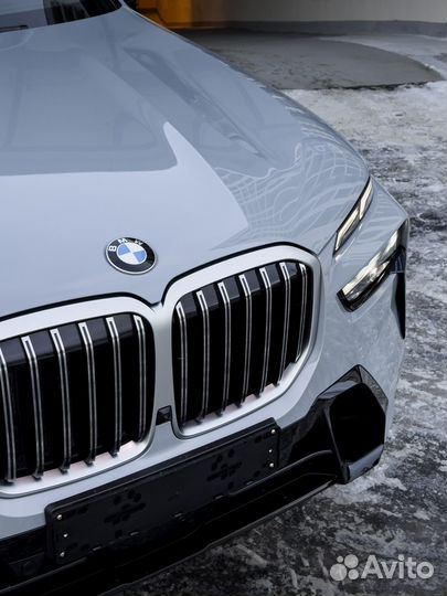 BMW X7 3.0 AT, 2024, 14 000 км