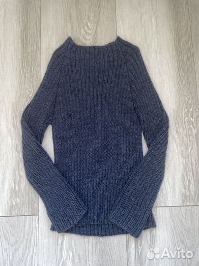 Свитер женский