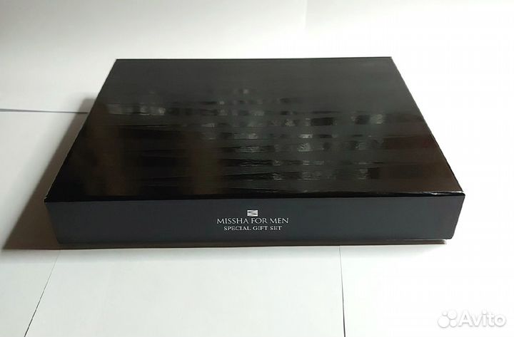 Упаковка от парфюмерного набора missha FOR MEN