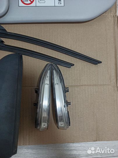 Повторитель поворота в зеркало LADA vesta