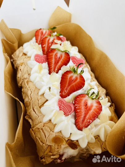 Подарок на день медика: десерты и торты