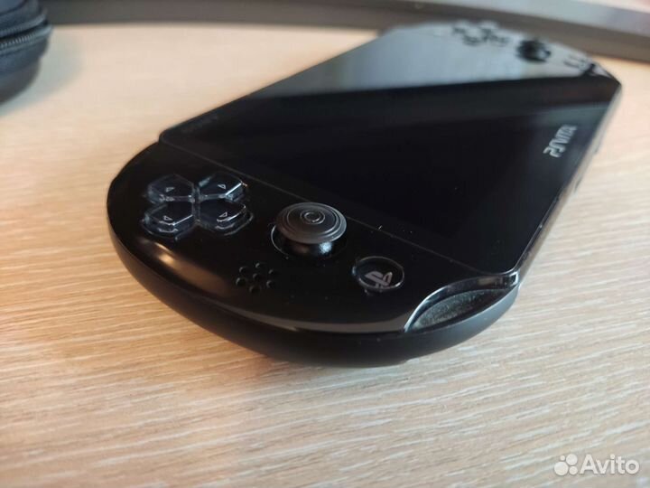 Прошитая PS Vita Slim 64+8Gb+игры