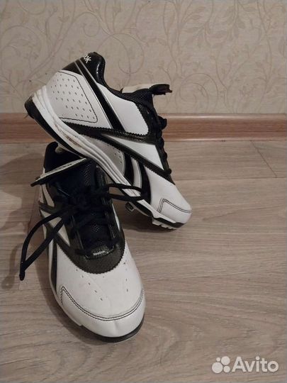 Бутсы reebok 37.5р