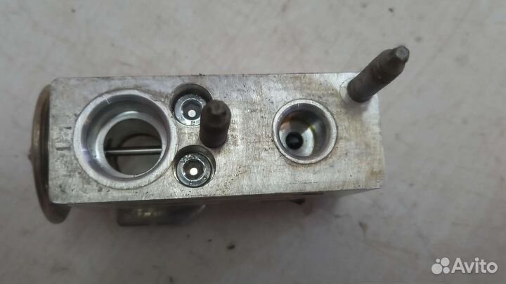 Клапан испарителя Peugeot 207