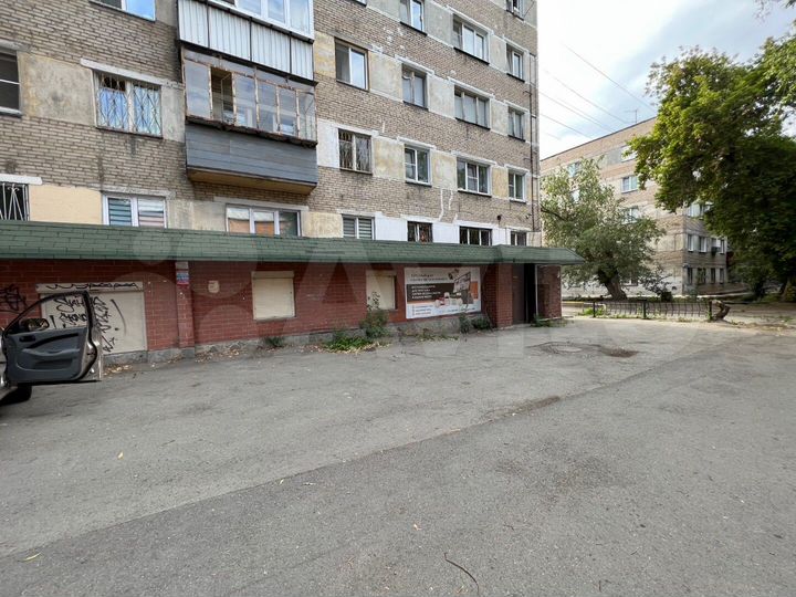 Продам торговое помещение, 295.3 м²