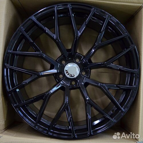 Диски r21 Audi Q7 Q8 Touareg арт 9989