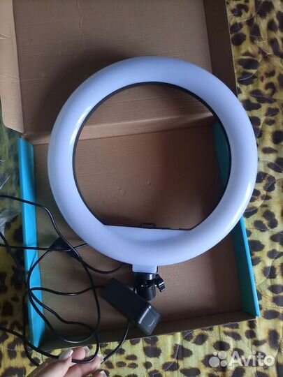 Кольцевая лампа