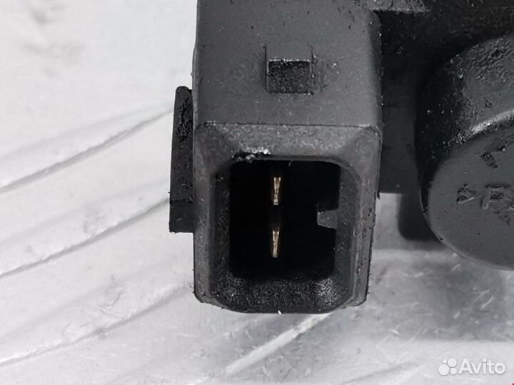 Клапан вакуумного управления BMW 3 E90/E91/E92/E93