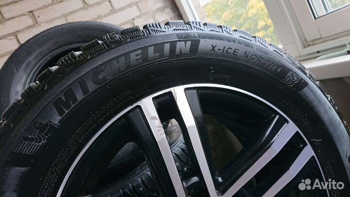 Michelin X-Ice North 4 195/65 R15 95T