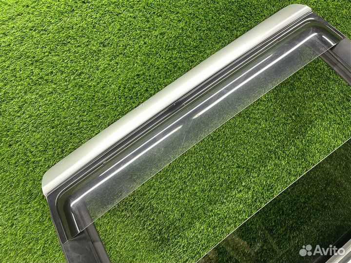 Дверь Цвет-1D4 задняя левая Toyota Noah/Voxy AZR60