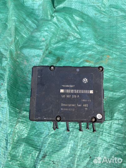 Блок ABS Volkswagen Audi Vag