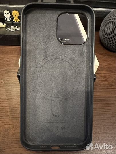 Чехлы на iPhone 13 pro max и airpods 3 (б/у)