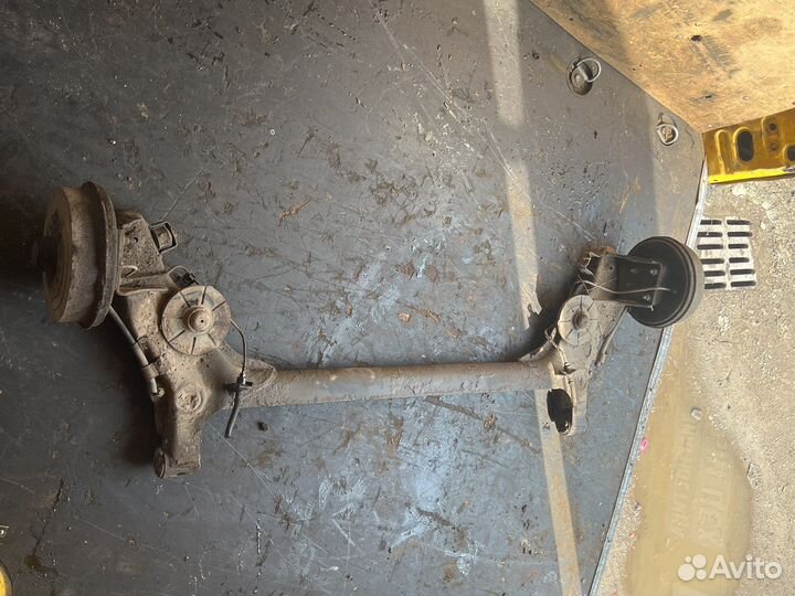 Задняя балка шевроле ланос заз шанс в сборе