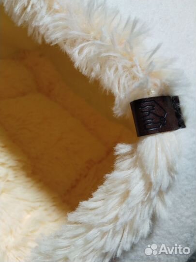 Домик для кошки или маленькой собачки