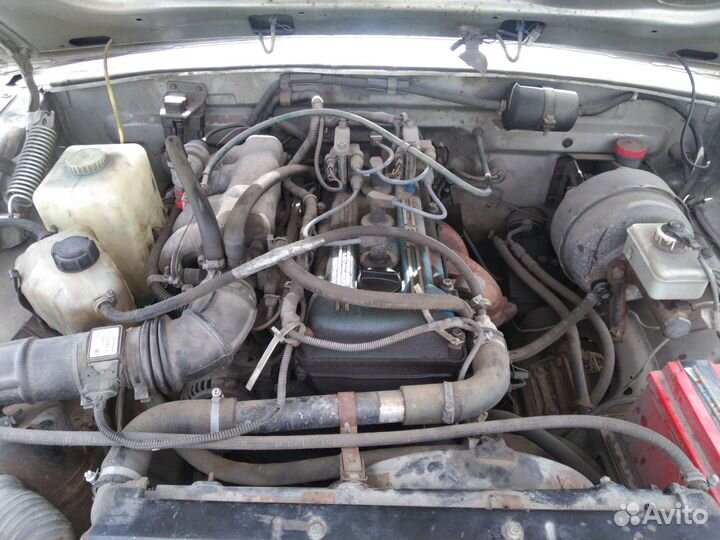 Двигатель 406 инжектор