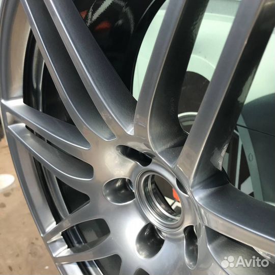 Диски кованые Audi A8 D3 9J x R20 оригинал