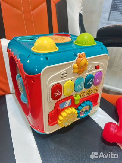 Бизикуб музыкальный