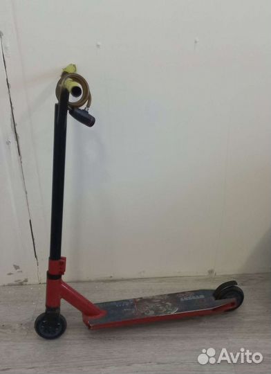 Трюковой самокат