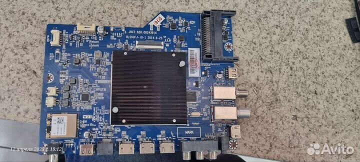 Телевизор Hyundai H-LED55EU7008 разбор