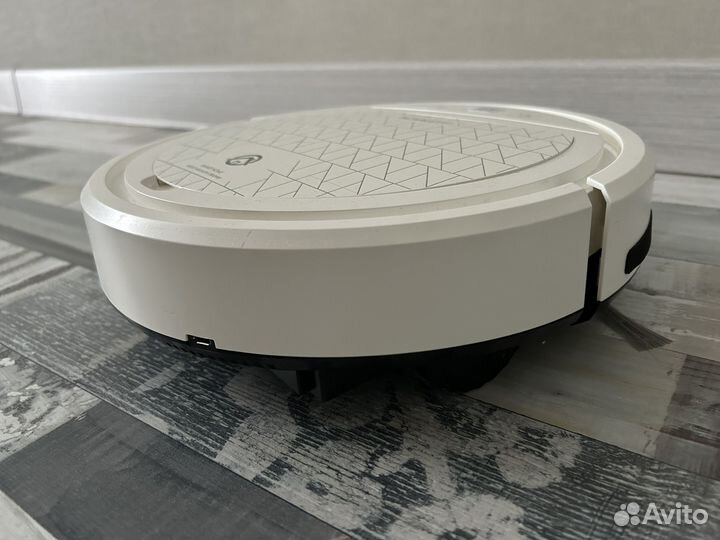 Робот- пылесос